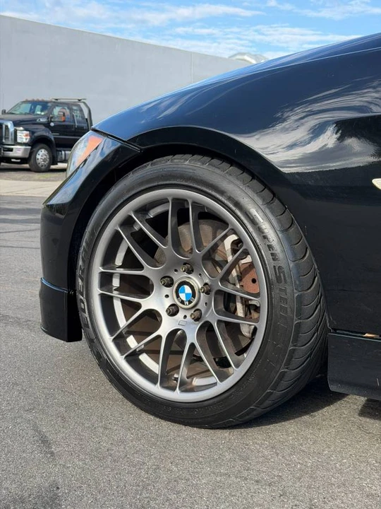 2007 BMW E90 335i Sedan - Image 9 of 17