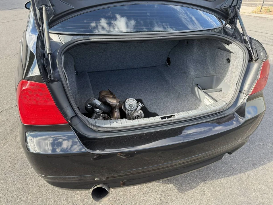 2007 BMW E90 335i Sedan - Image 11 of 17