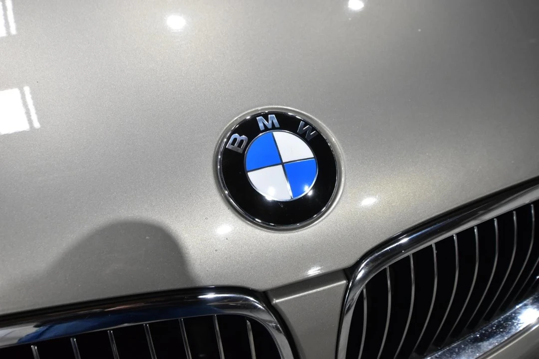 2007 BMW E93 335i Convertible - Image 4 of 21