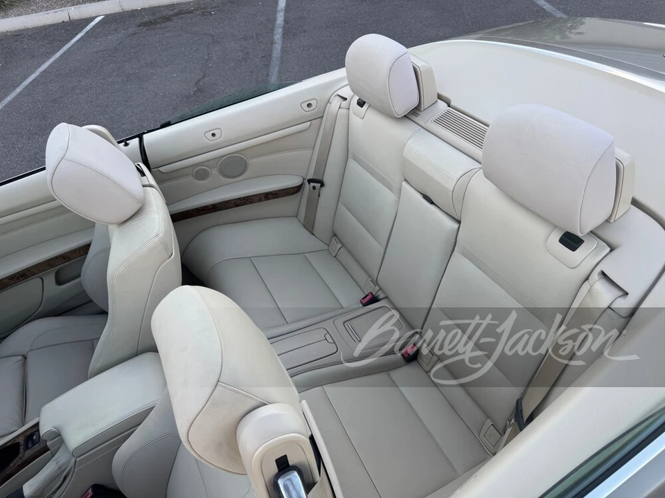 2007 BMW E93 335i Convertible - Image 9 of 18