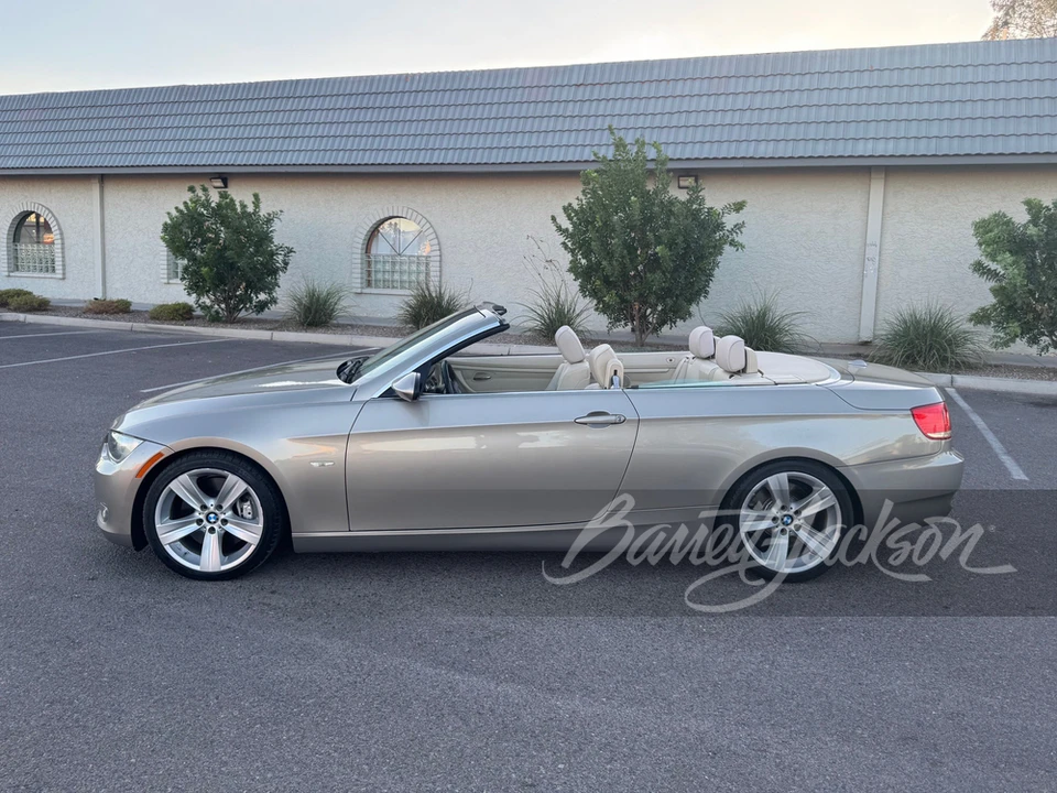 2007 BMW E93 335i Convertible - Image 11 of 18