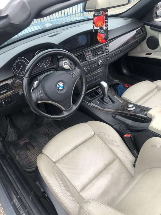 2007 BMW E93 335i Convertible - Image 4 of 10