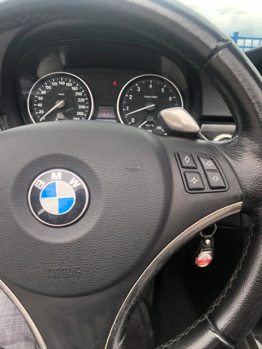 2007 BMW E93 335i Convertible - Image 5 of 10