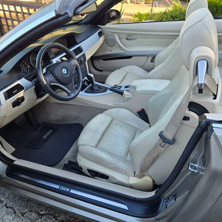 2007 BMW E93 335i Convertible - Image 8 of 21