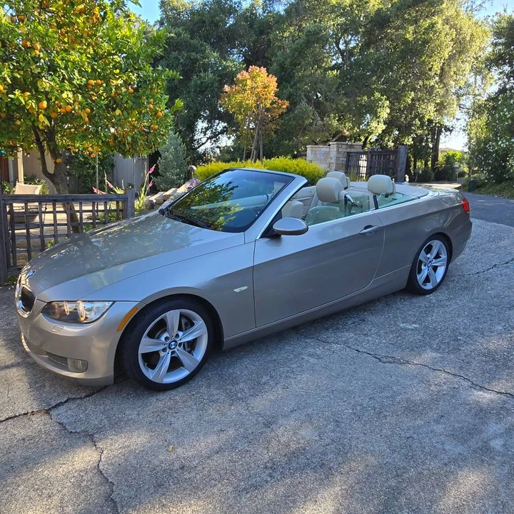 2007 BMW E93 335i Convertible - Image 2 of 21