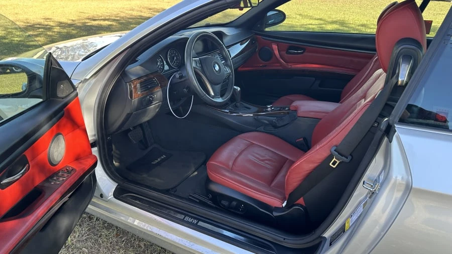2007 BMW E93 335i Convertible - Image 13 of 24