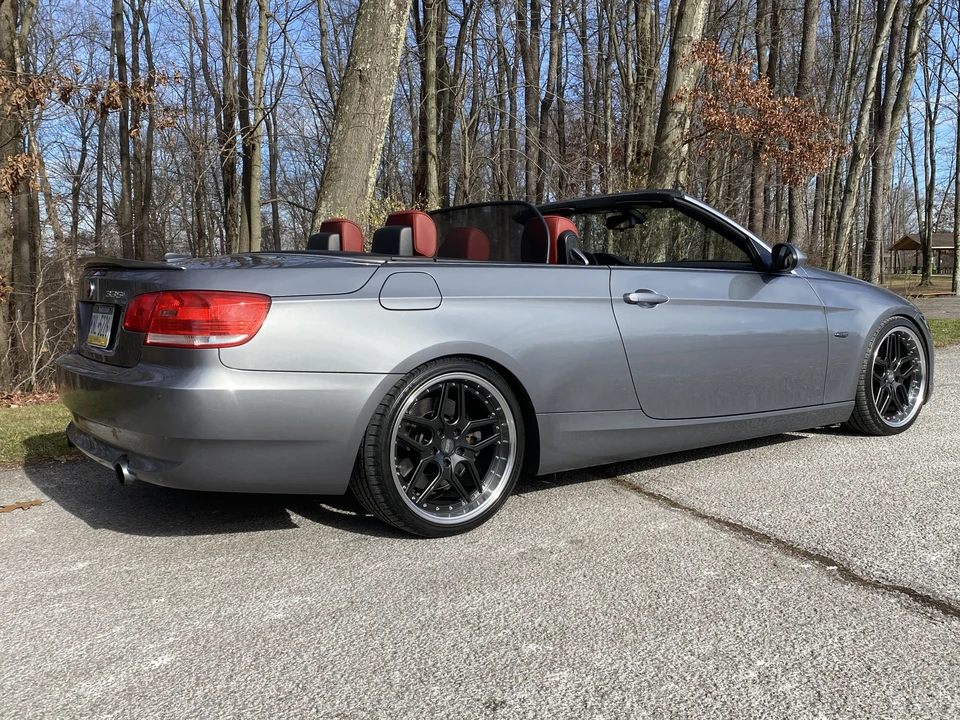 2007 BMW E93 335i Convertible - Image 9 of 16