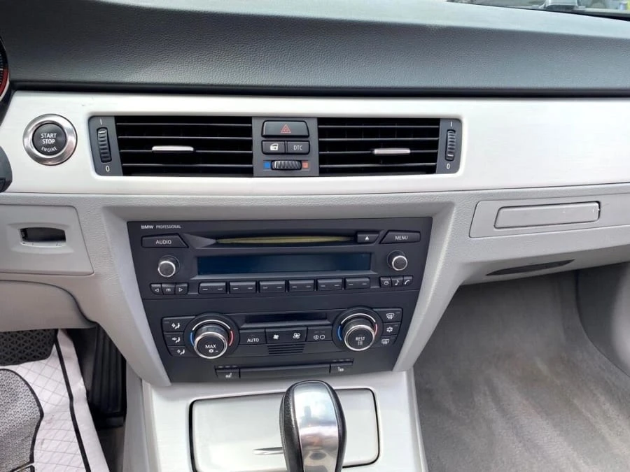 2007 BMW E93 335i Convertible - Image 5 of 18