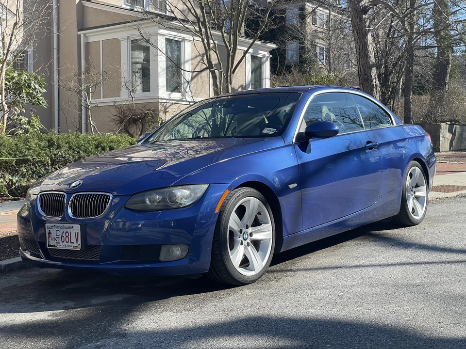 2007 BMW E93 335i Convertible - Image 14 of 31
