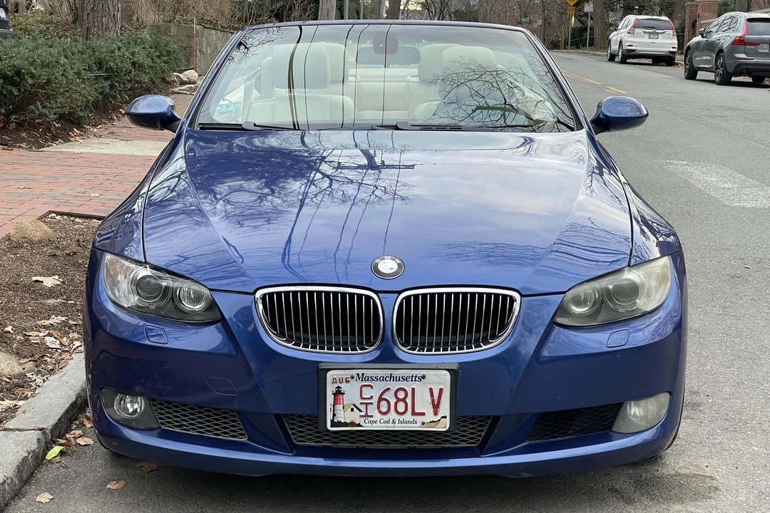 2007 BMW E93 335i Convertible - Image 2 of 31