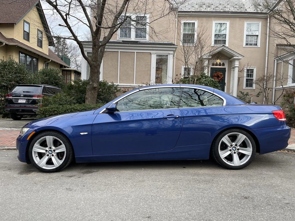 2007 BMW E93 335i Convertible - Image 16 of 31
