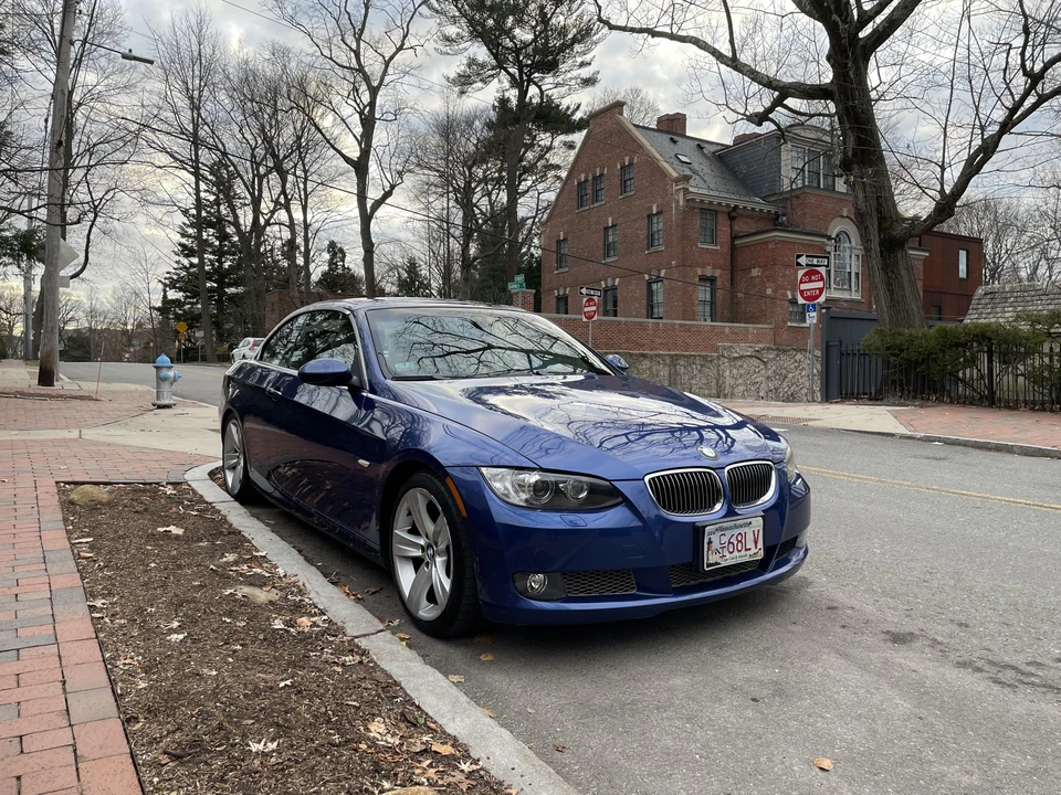 2007 BMW E93 335i Convertible - Image 21 of 31