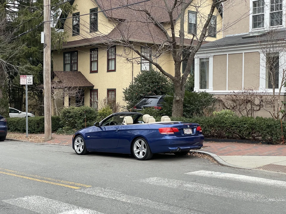 2007 BMW E93 335i Convertible - Image 7 of 31