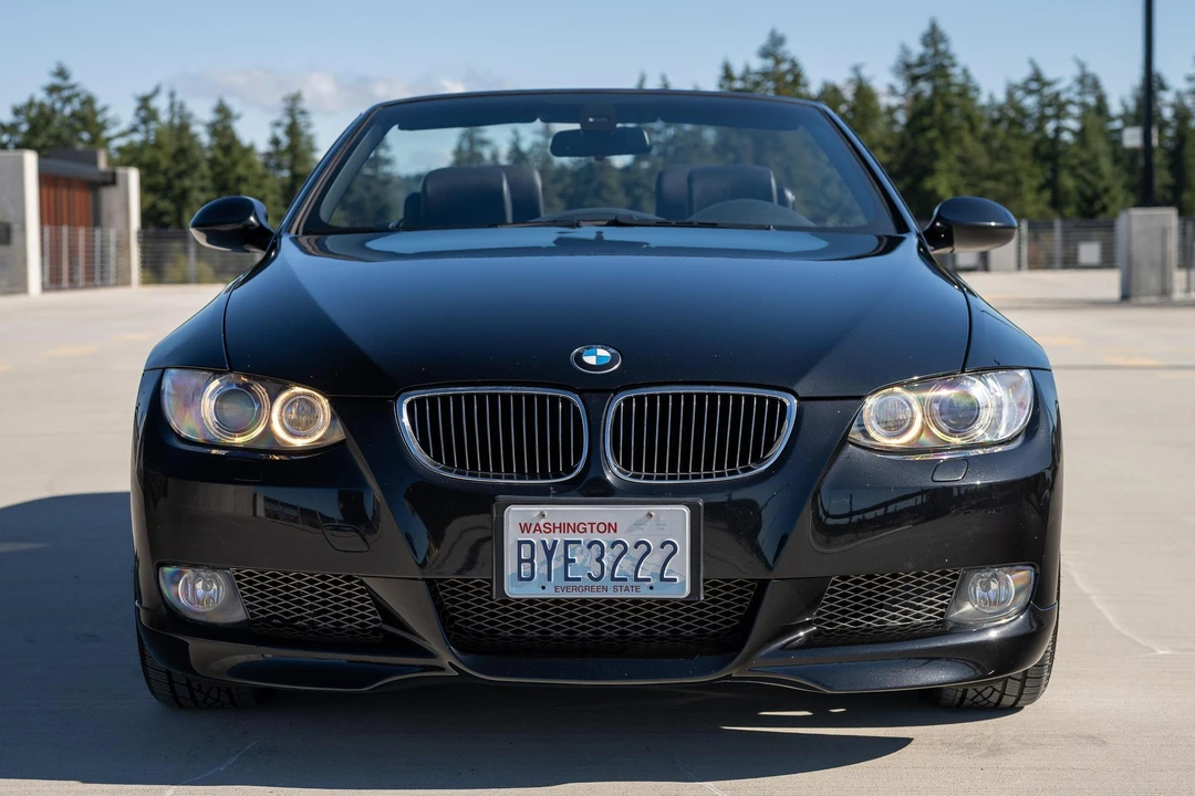 2007 BMW E93 335i Convertible - Image 2 of 31
