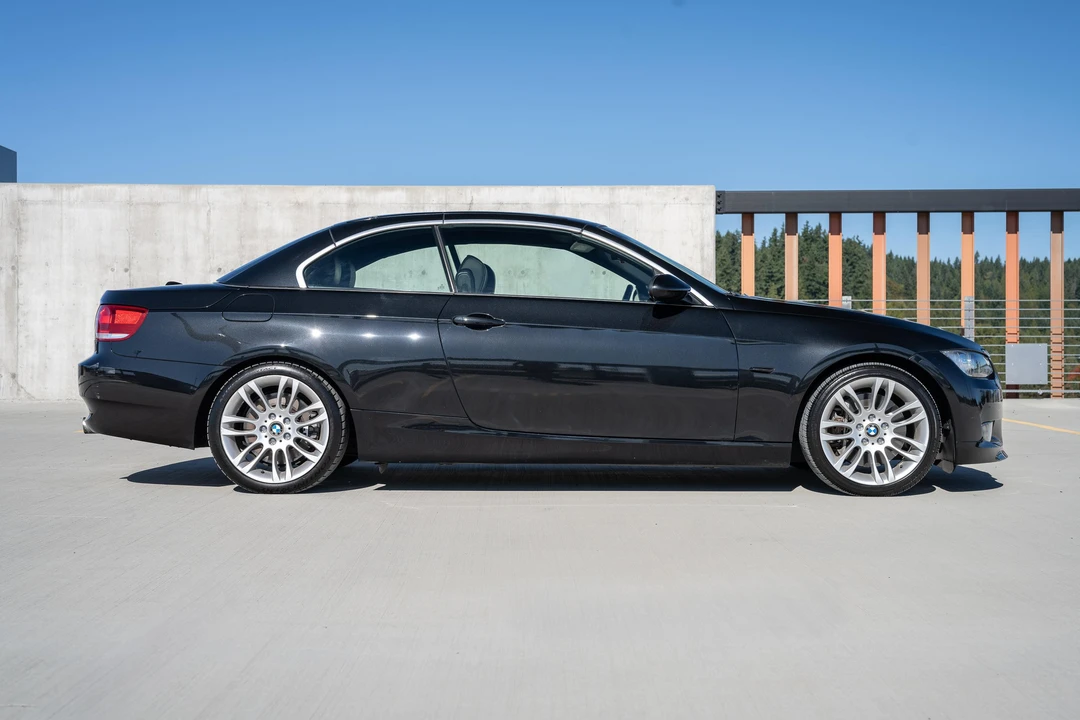 2007 BMW E93 335i Convertible - Image 23 of 31