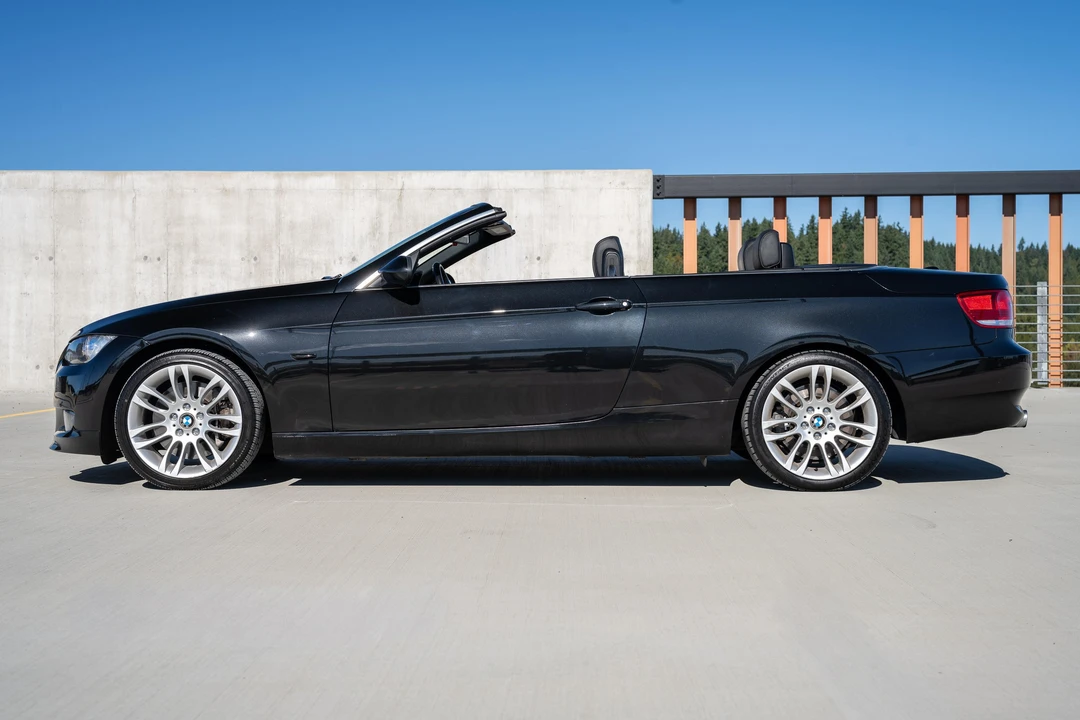 2007 BMW E93 335i Convertible - Image 9 of 31