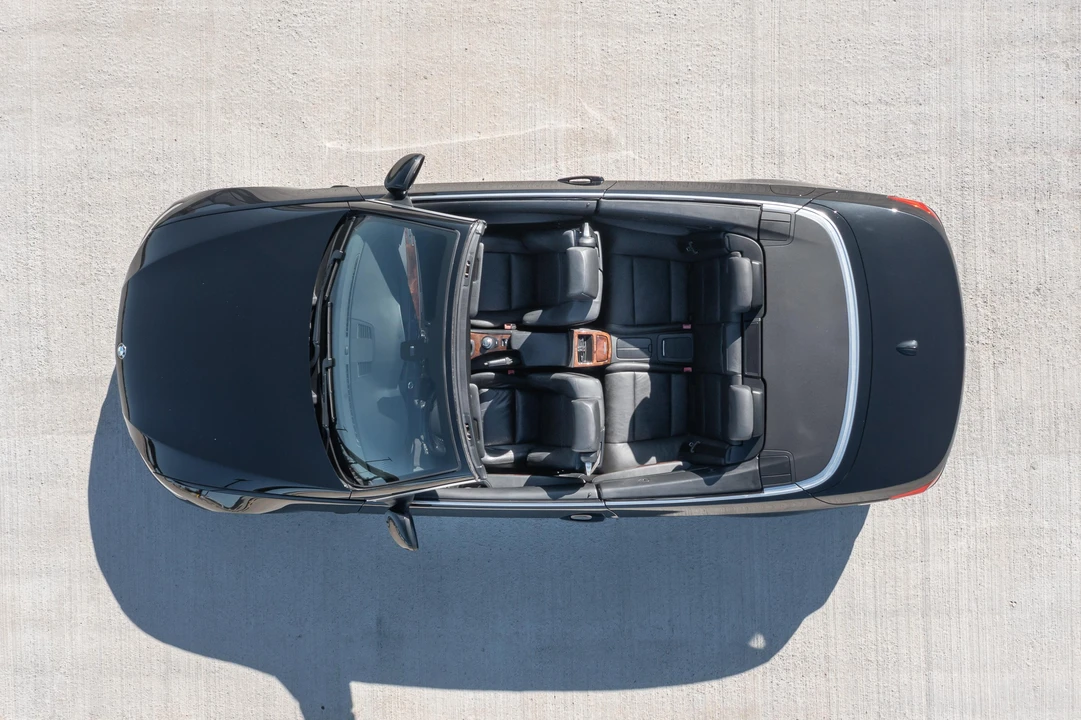 2007 BMW E93 335i Convertible - Image 10 of 31