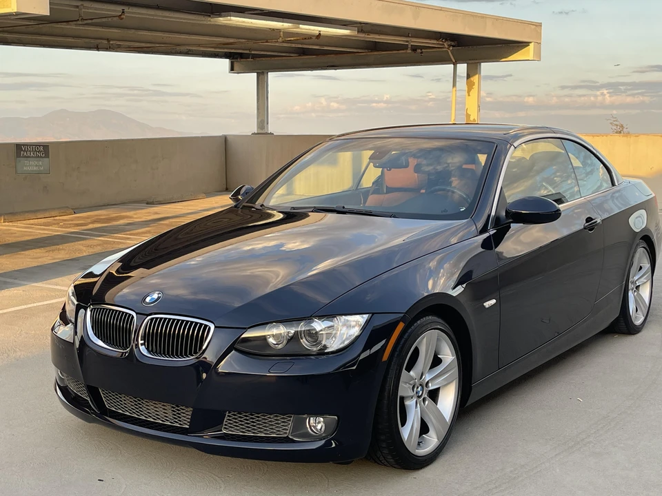 2007 BMW E93 335i Convertible - Image 11 of 31
