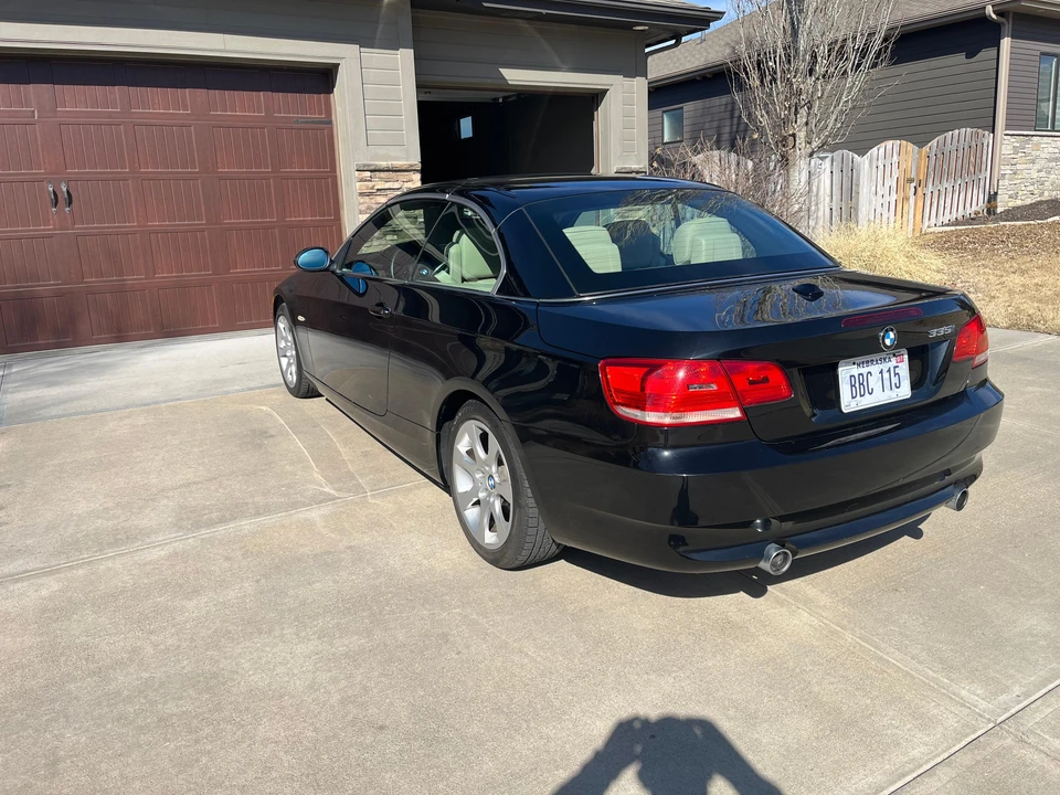 2007 BMW E93 335i Convertible - Image 14 of 31