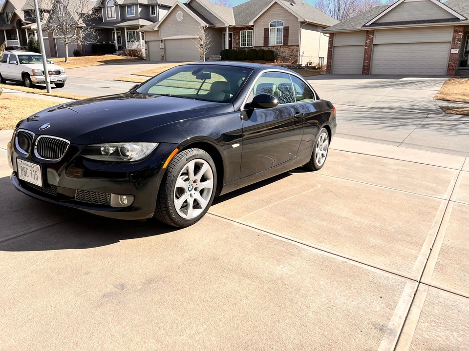 2007 BMW E93 335i Convertible - Image 12 of 31