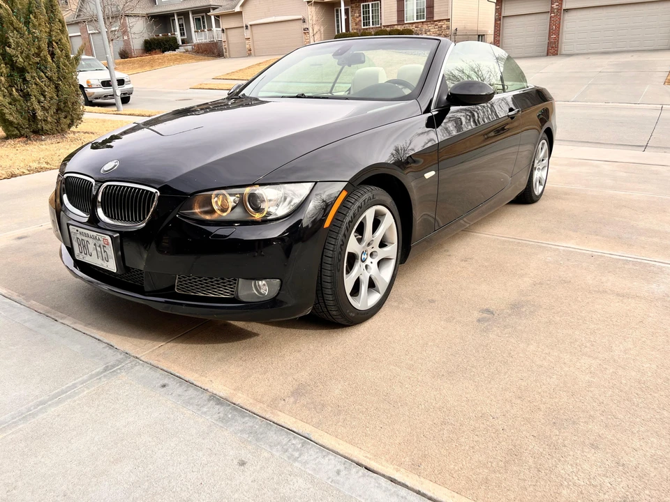 2007 BMW E93 335i Convertible - Image 10 of 31