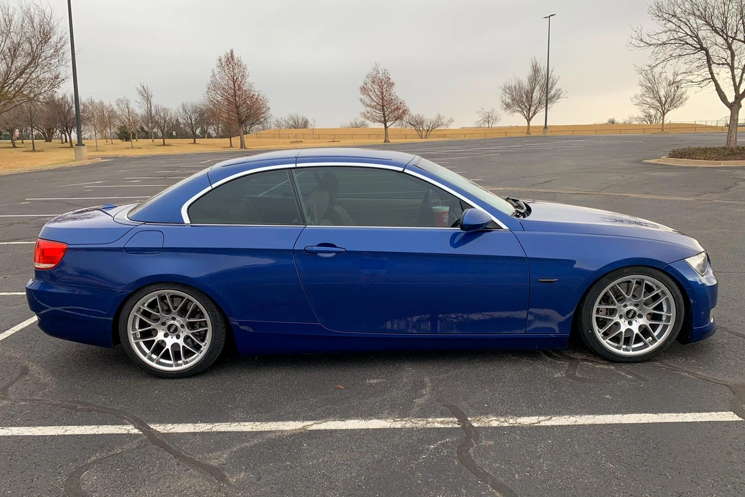 2007 BMW E93 335i Convertible - Image 28 of 31