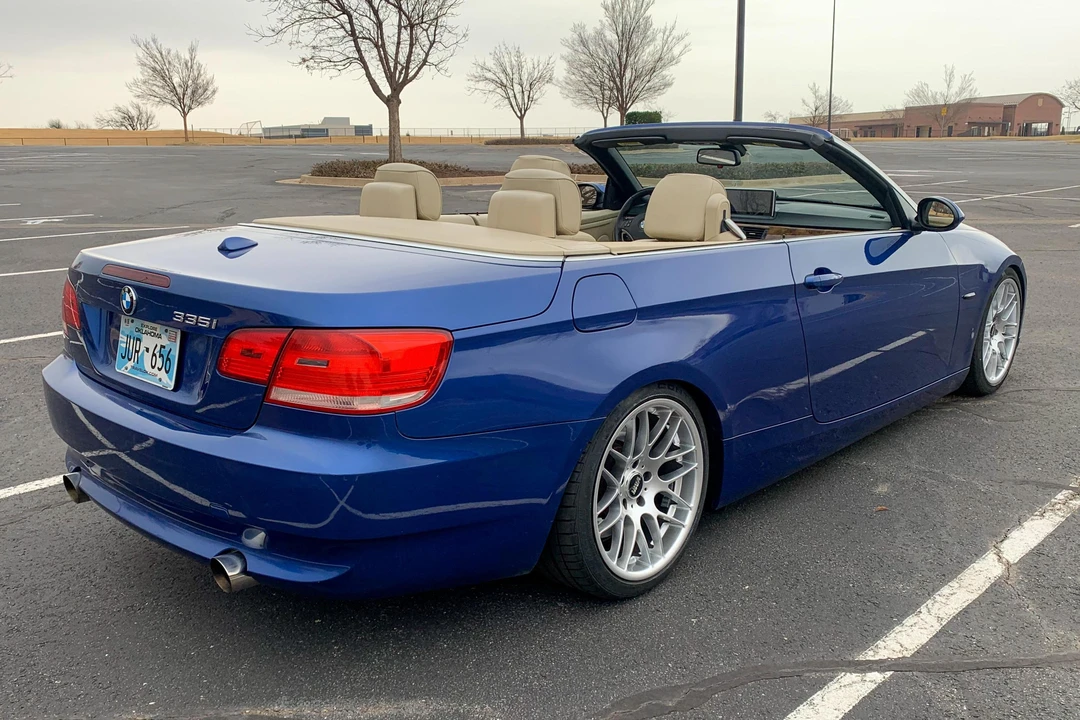 2007 BMW E93 335i Convertible - Image 11 of 31
