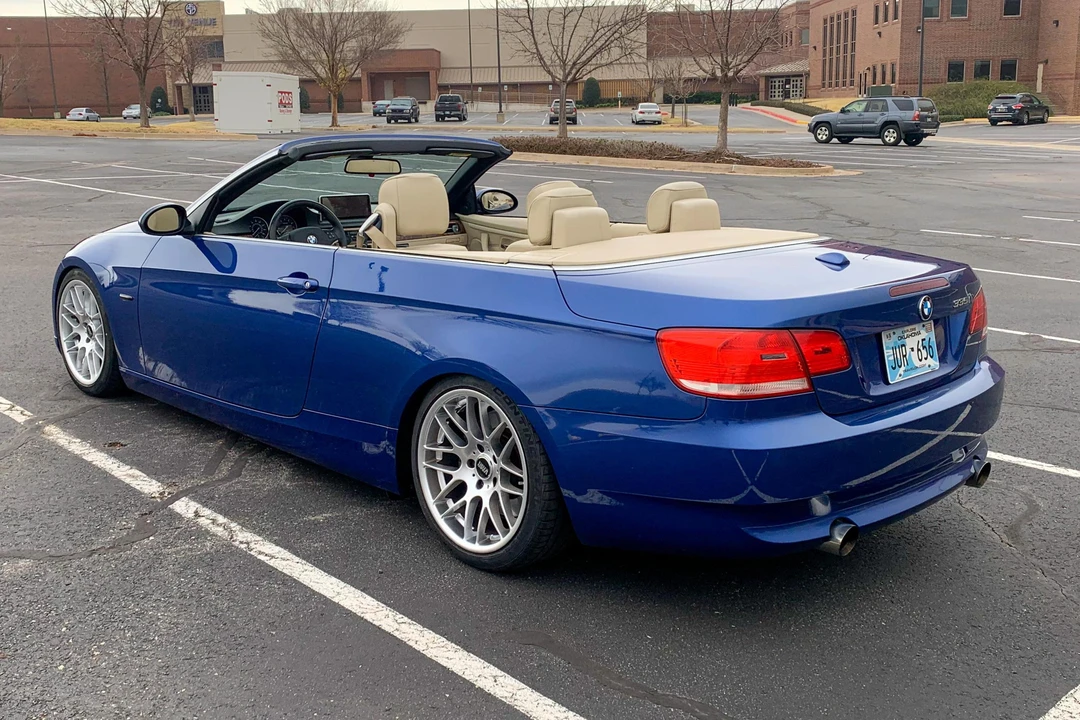 2007 BMW E93 335i Convertible - Image 8 of 31