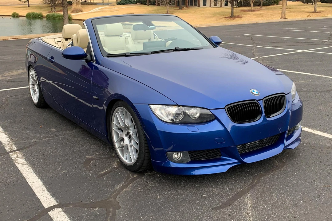 2007 BMW E93 335i Convertible - Image 15 of 31