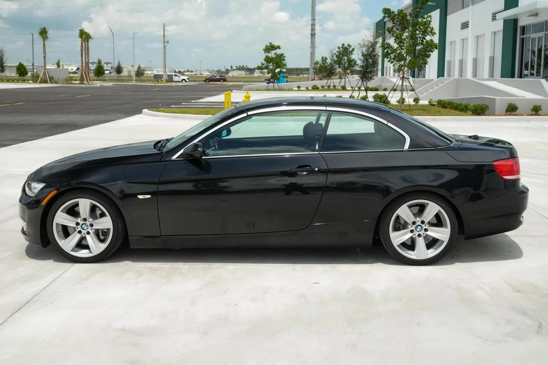 2007 BMW E93 335i Convertible - Image 3 of 31