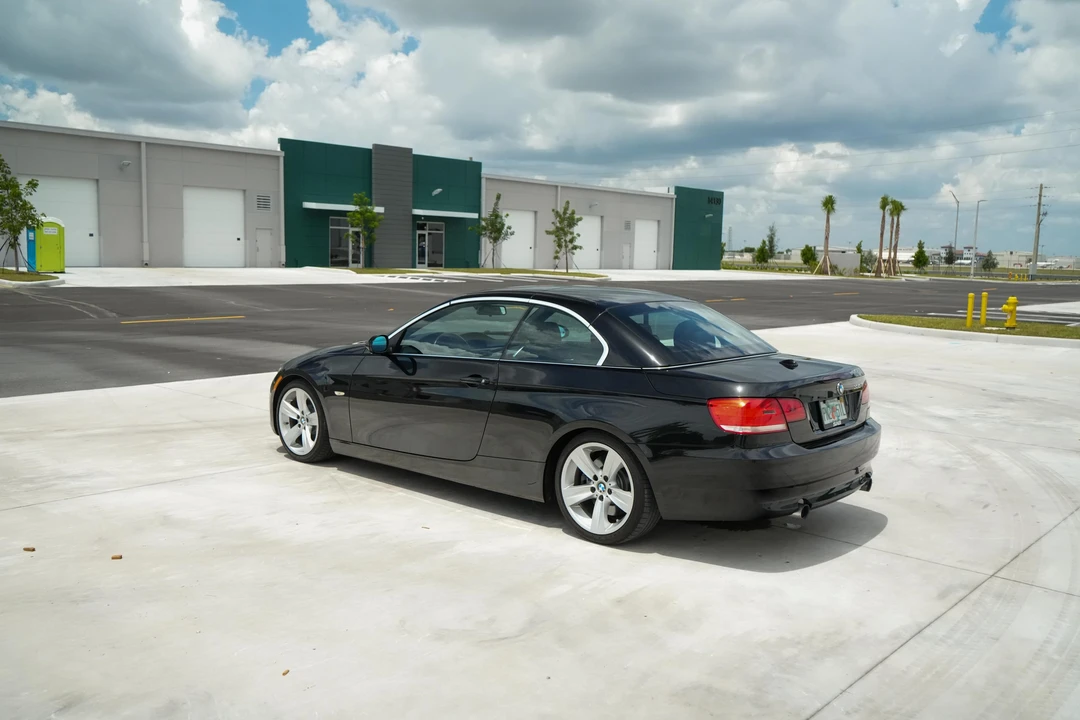 2007 BMW E93 335i Convertible - Image 24 of 31