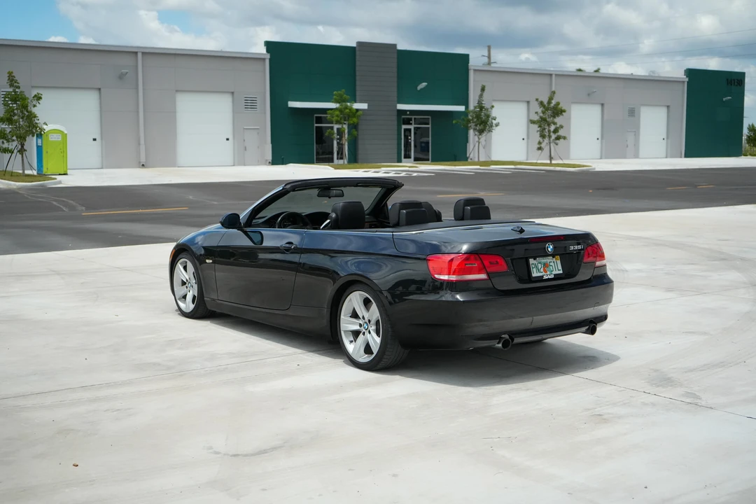 2007 BMW E93 335i Convertible - Image 11 of 31