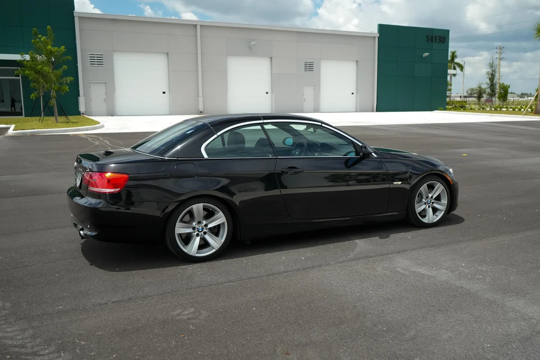 2007 BMW E93 335i Convertible - Image 28 of 31