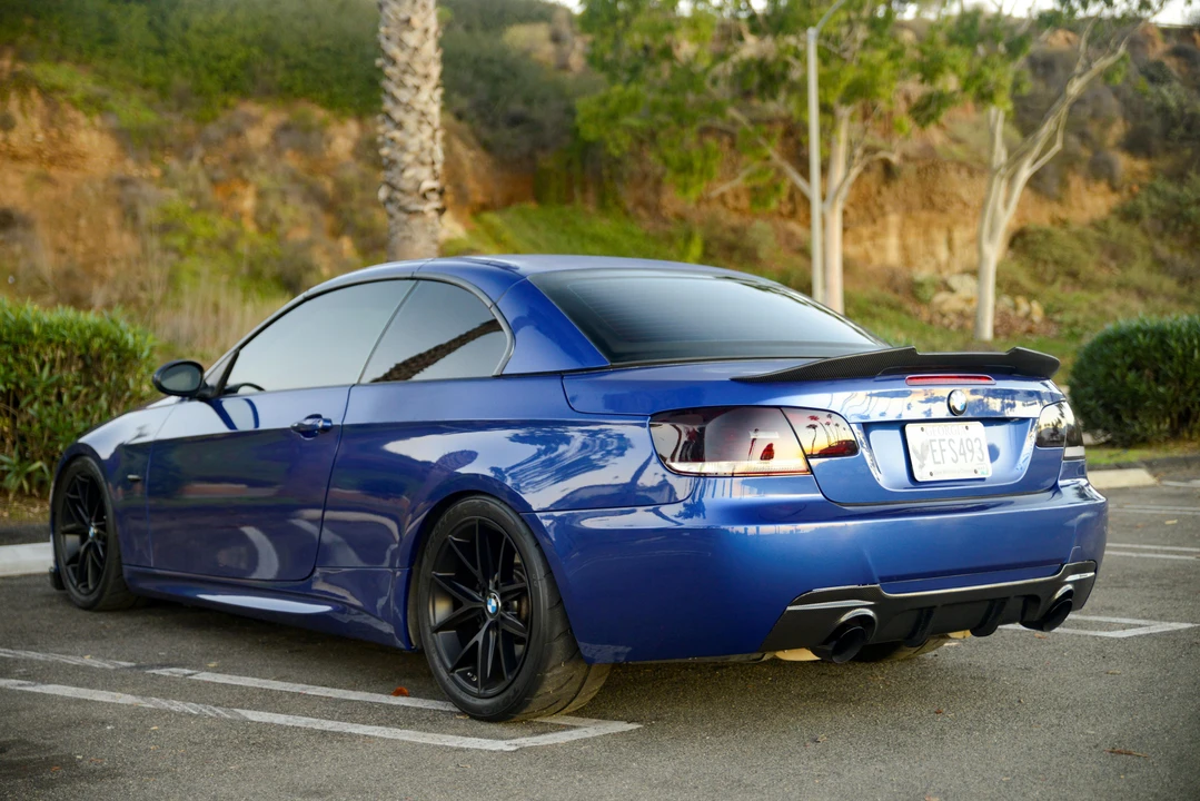 2007 BMW E93 335i Convertible - Image 14 of 31