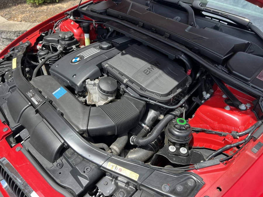 2007 BMW E93 335i Convertible - Image 11 of 12