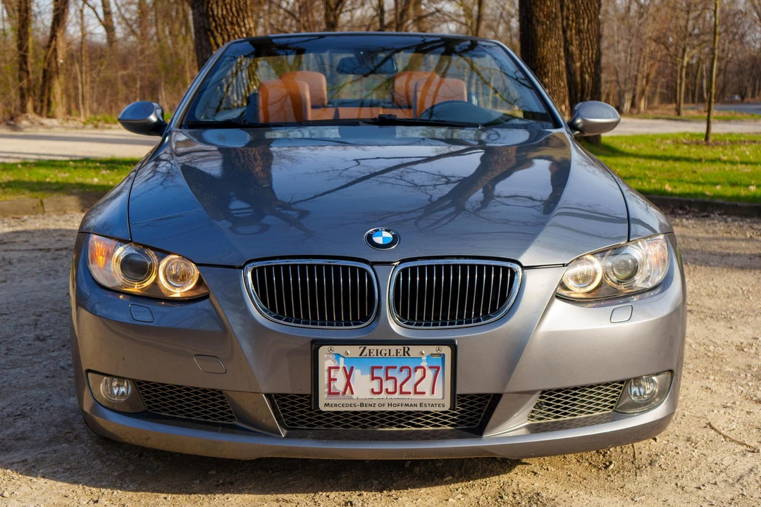 2007 BMW E93 335i Convertible - Image 2 of 31