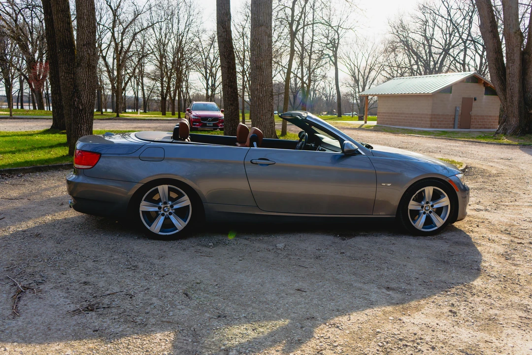 2007 BMW E93 335i Convertible - Image 13 of 31