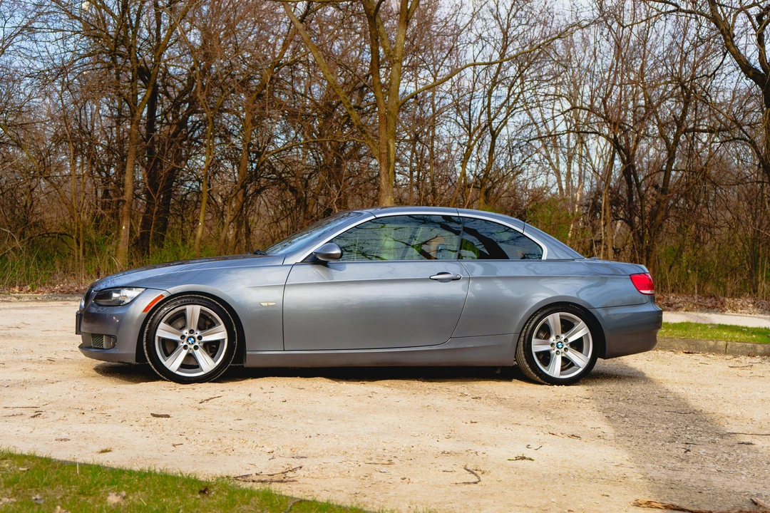 2007 BMW E93 335i Convertible - Image 21 of 31