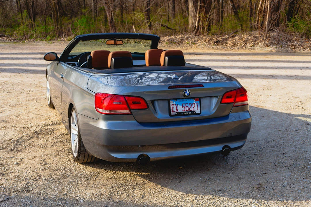 2007 BMW E93 335i Convertible - Image 11 of 31