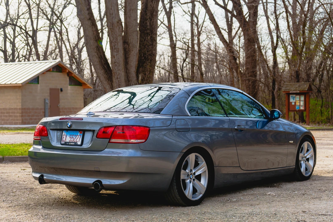 2007 BMW E93 335i Convertible - Image 30 of 31
