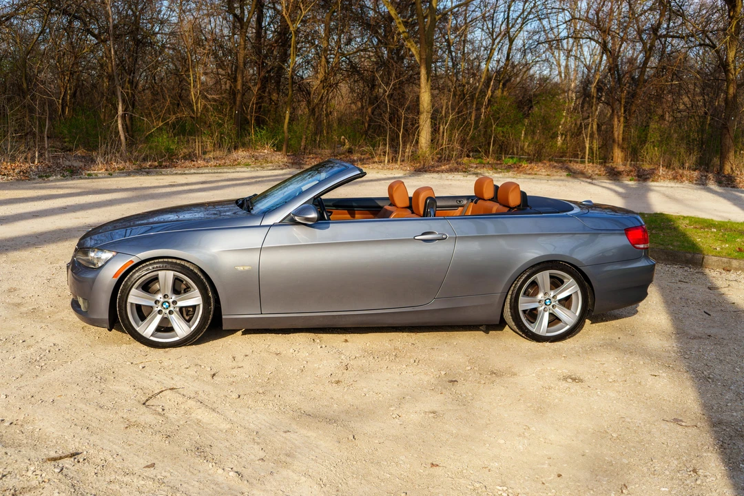 2007 BMW E93 335i Convertible - Image 8 of 31