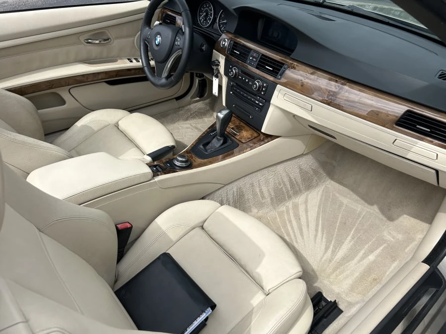 2007 BMW E93 335i Convertible - Image 8 of 12