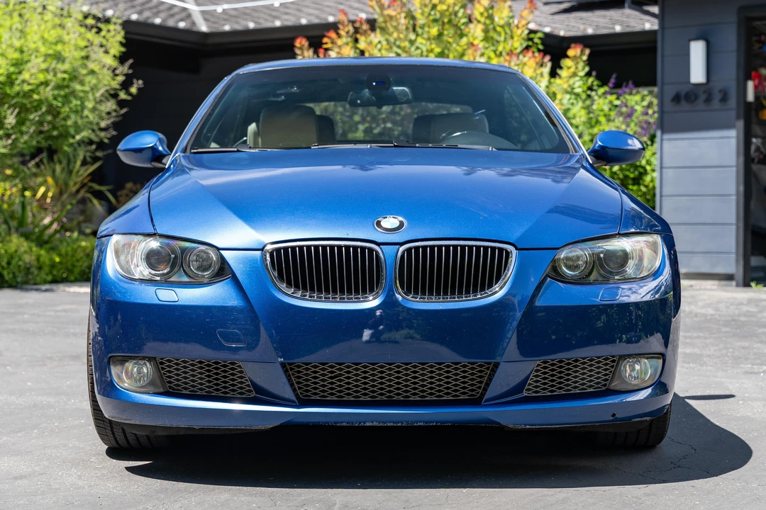 2007 BMW E93 335i Convertible - Image 2 of 31