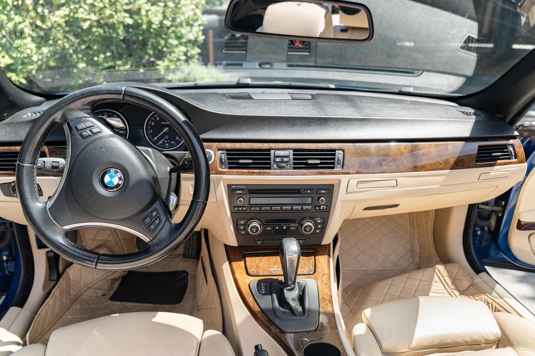 2007 BMW E93 335i Convertible - Image 23 of 31
