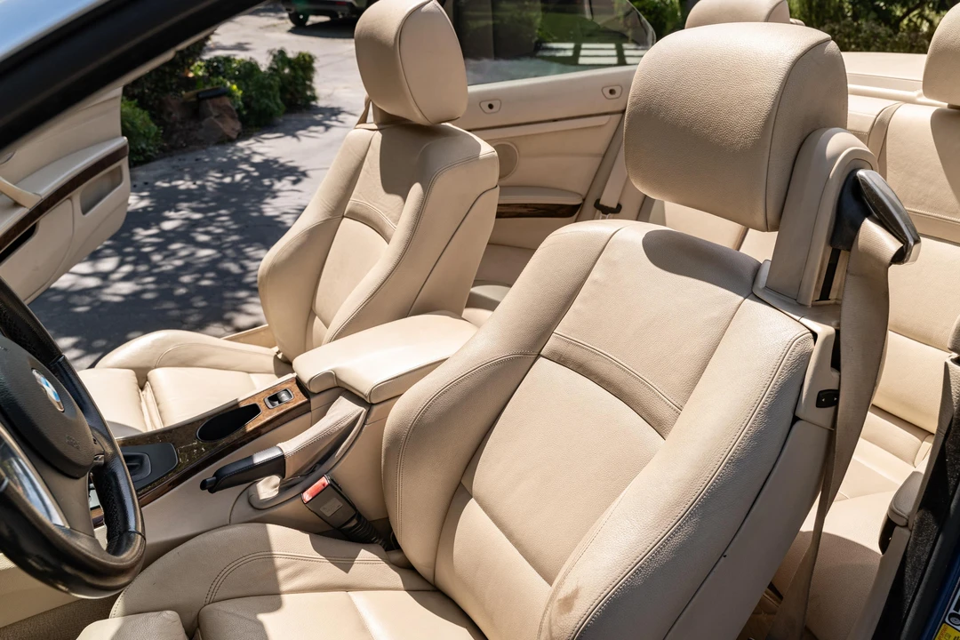 2007 BMW E93 335i Convertible - Image 24 of 31