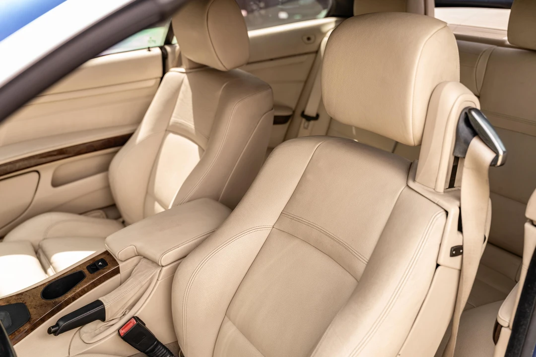 2007 BMW E93 335i Convertible - Image 27 of 31