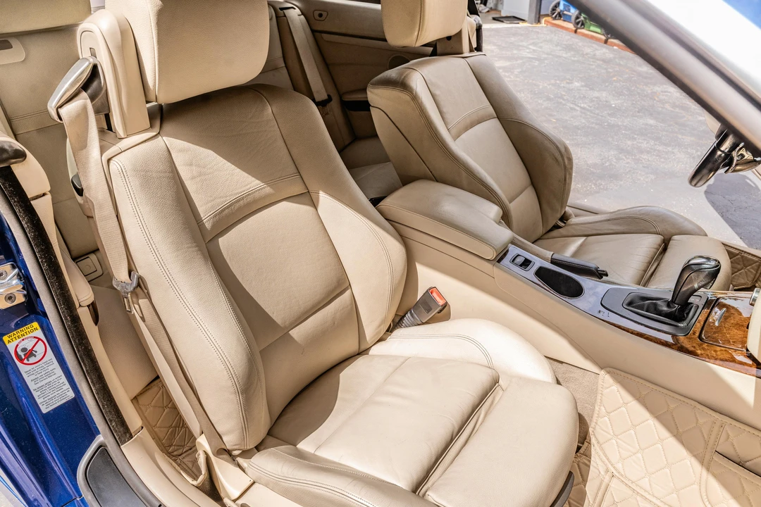 2007 BMW E93 335i Convertible - Image 29 of 31