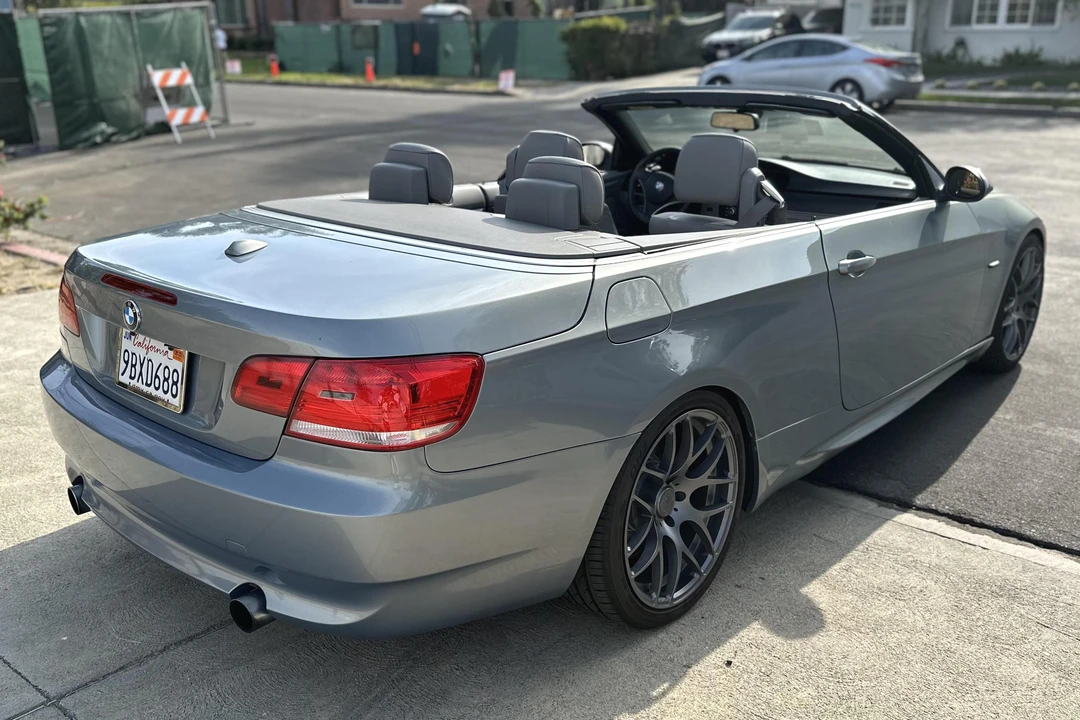 2007 BMW E93 335i Convertible - Image 4 of 31
