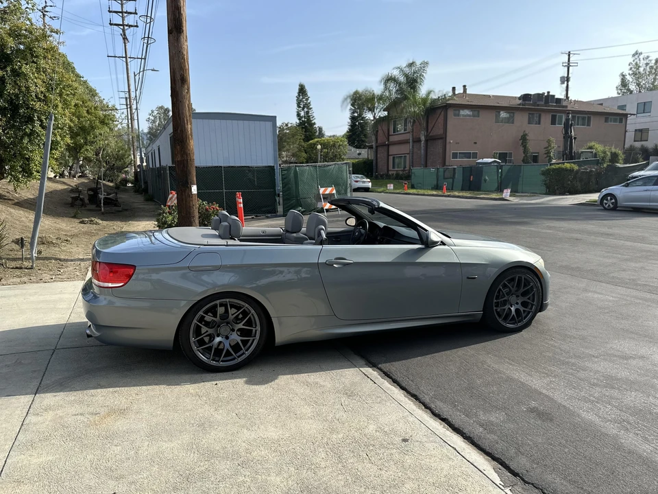 2007 BMW E93 335i Convertible - Image 11 of 31