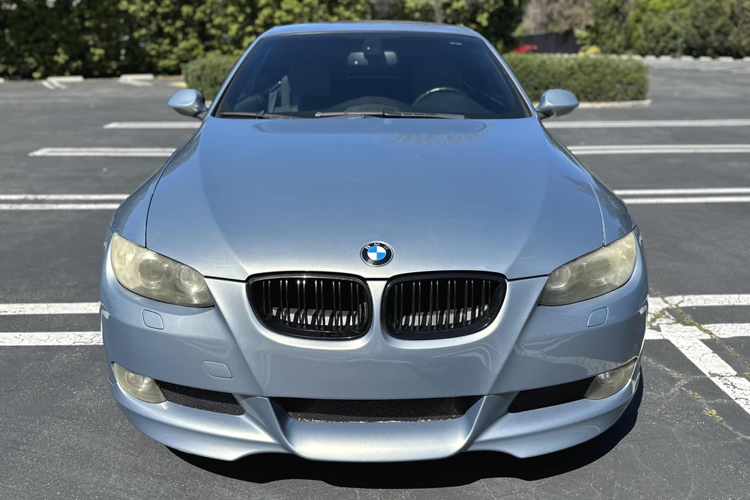2007 BMW E93 335i Convertible - Image 2 of 31